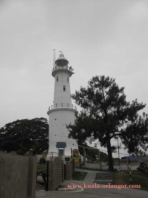 Lighthouse at Bukit Melawati, Kuala Selangor Lighthouse at Bukit Melawati, Kuala Selangor