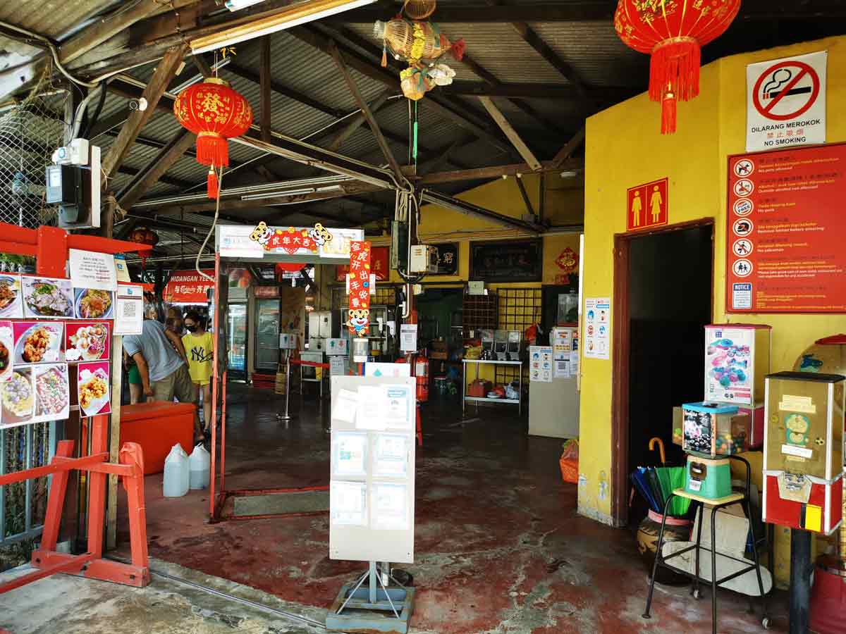 Restoran Makanan Luat Bagan / Bagan Seafood Restaurant 港尾海鲜楼 - Restaurant Internal View