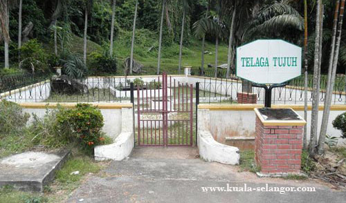 Seven Wells (Telaga Tujuh) at Bukit Melawati Seven Wells (Telaga Tujuh) at Bukit Melawati